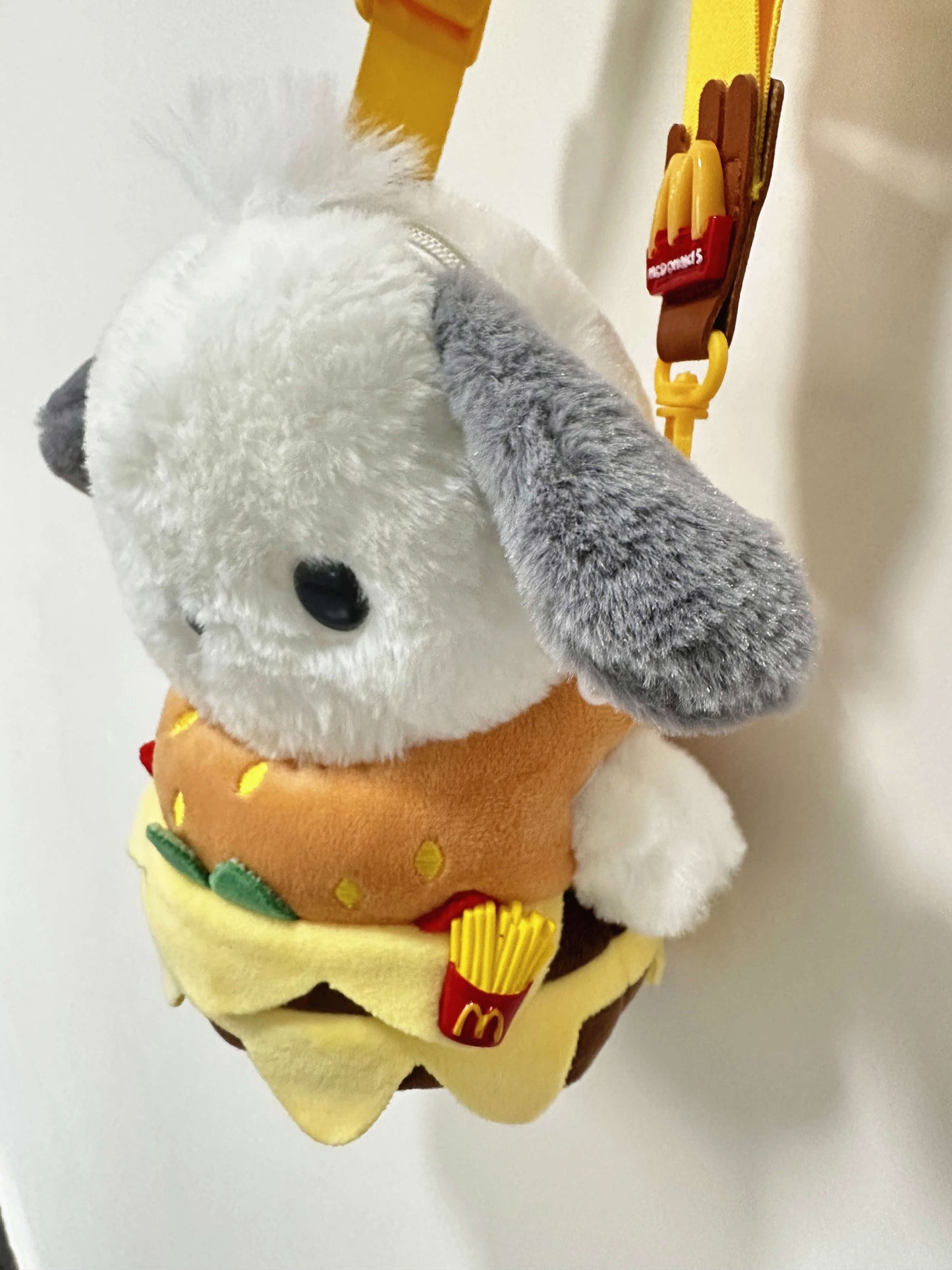 hamburger pochacco bag